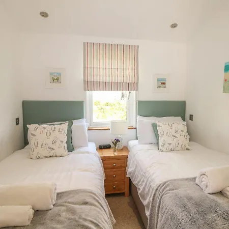14 Faraway Fields * Liskeard